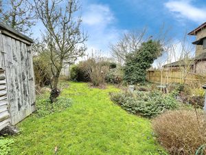 North Lodge- click for photo gallery